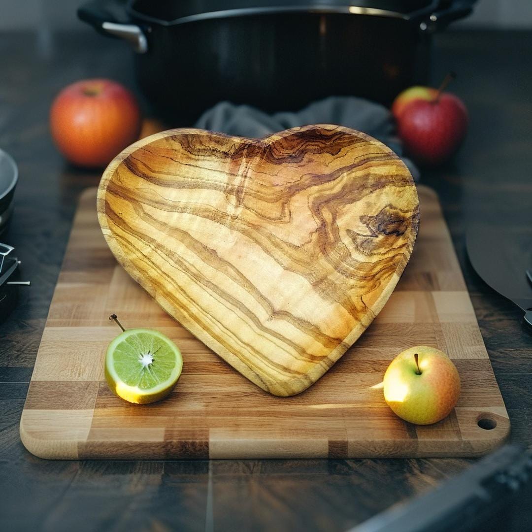 Wooden tray in heart shape, wooden gift item, holiday gift,gift for her, Christmas gift,olive wood tray,wooden tray , gift idea